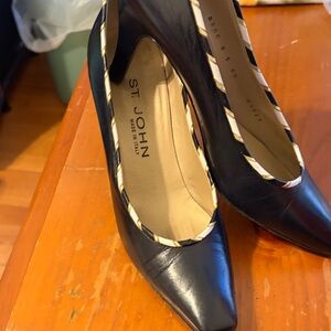 St. John Black Leather Heels with Striped Trim gold white black 
Made in Italy